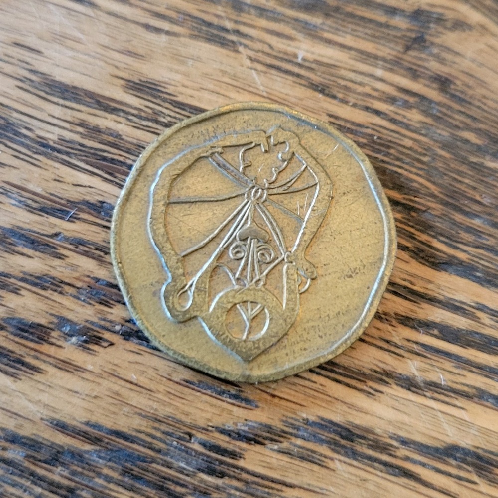 Vintage BALLY'S ALADDIN'S CASTLE Game Token Coin With Genie Djinn‎
